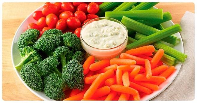 On the vegetable day of the six-petal diet, both raw and cooked vegetables are eaten. 